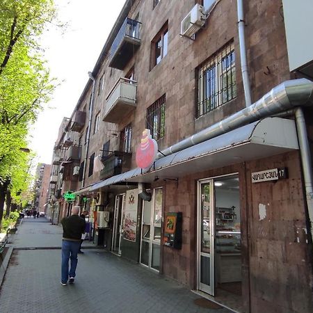 Appartment Lux, 2 Bedroom Jerevan Eksteriør billede