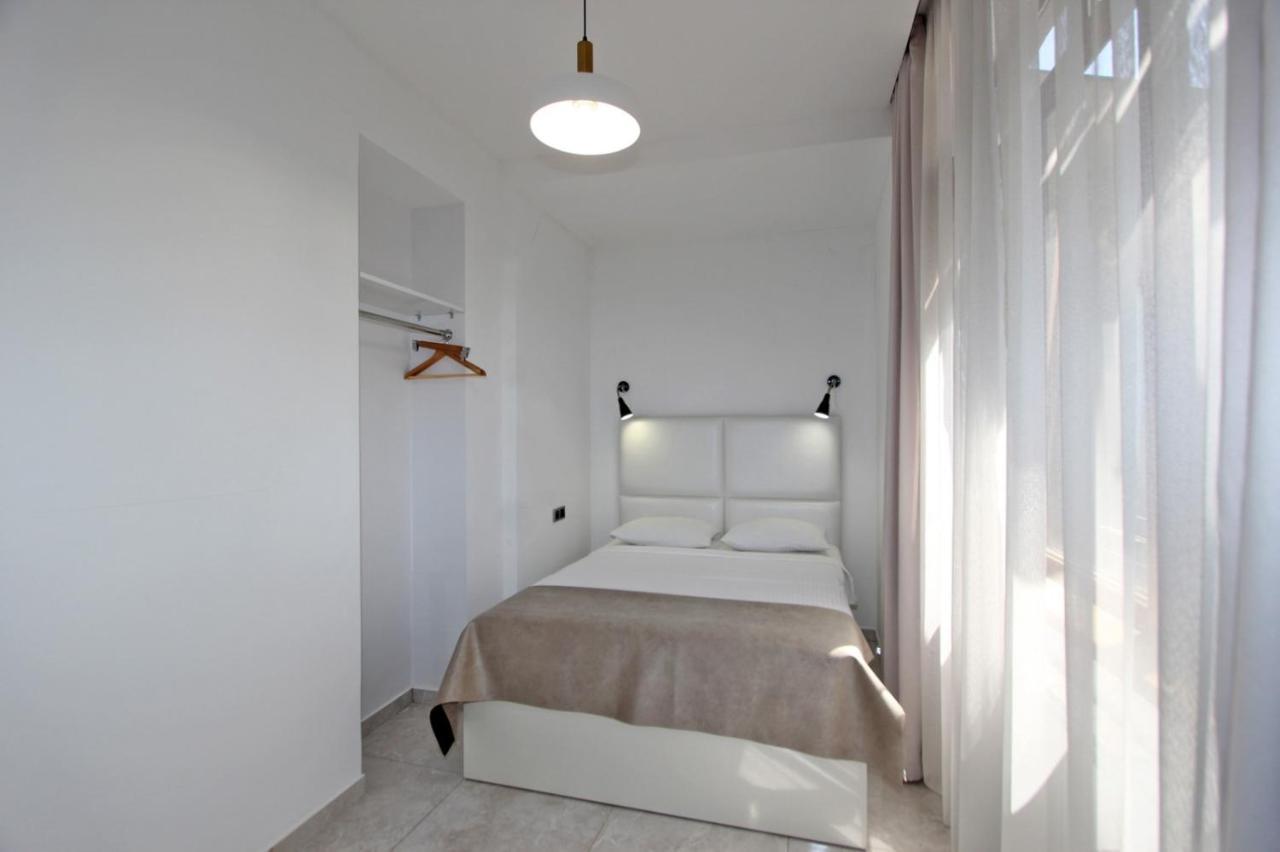 Appartment Lux, 2 Bedroom Jerevan Eksteriør billede