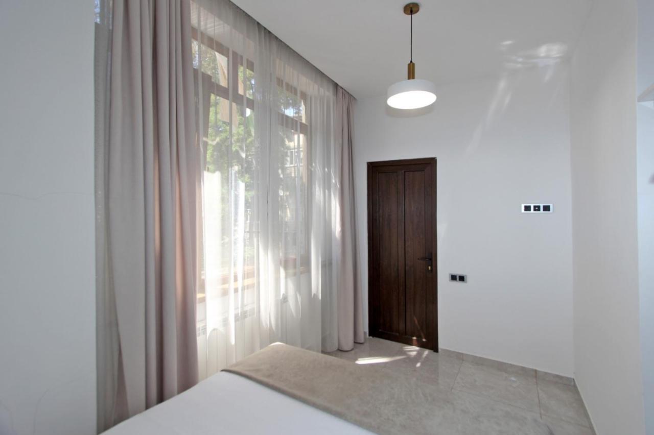 Appartment Lux, 2 Bedroom Jerevan Eksteriør billede